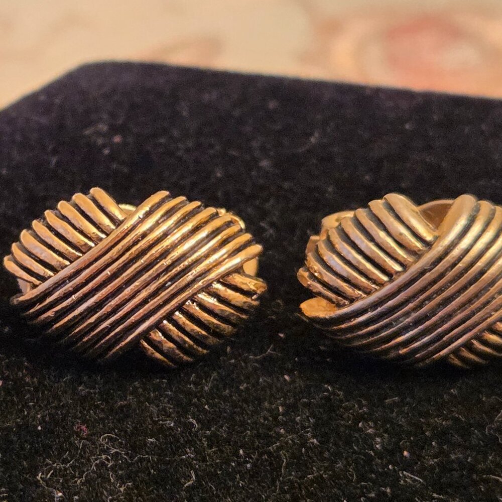 Vintage Gold Tone Clip-on Earrings